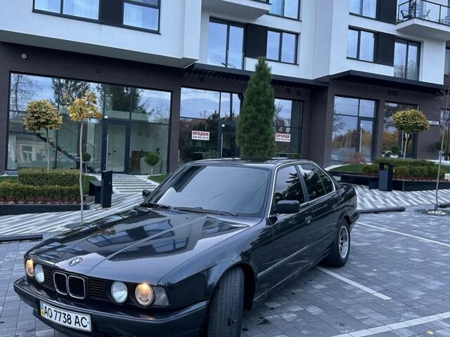 Черный БМВ 5 Серия, объемом двигателя 0 л и пробегом 300 тыс. км за 3600 $, фото 3 на Automoto.ua