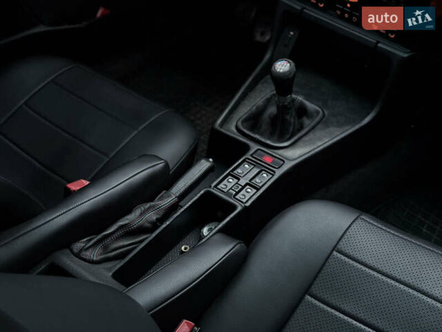 Черный БМВ 5 Серия, объемом двигателя 3.43 л и пробегом 404 тыс. км за 5500 $, фото 29 на Automoto.ua