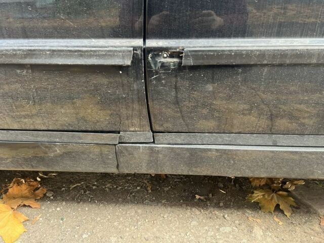 Черный БМВ 5 Серия, объемом двигателя 2 л и пробегом 250 тыс. км за 2700 $, фото 5 на Automoto.ua