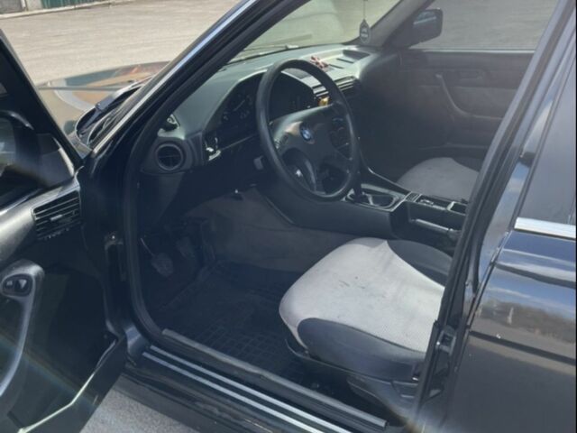 Черный БМВ 5 Серия, объемом двигателя 2 л и пробегом 344 тыс. км за 1200 $, фото 4 на Automoto.ua