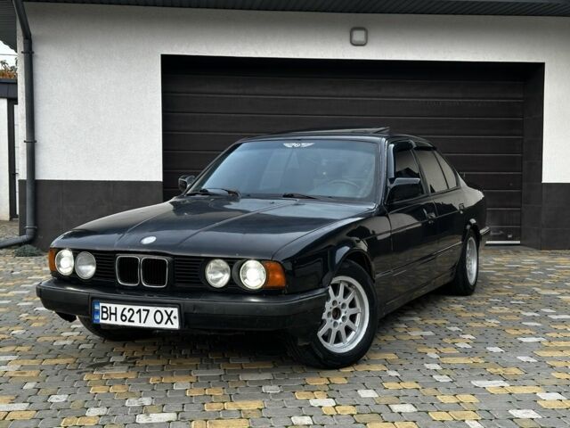 Черный БМВ 5 Серия, объемом двигателя 2.5 л и пробегом 340 тыс. км за 2000 $, фото 2 на Automoto.ua