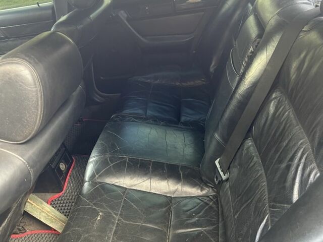 Черный БМВ 5 Серия, объемом двигателя 2 л и пробегом 250 тыс. км за 2700 $, фото 9 на Automoto.ua