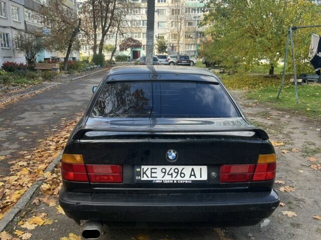 Черный БМВ 5 Серия, объемом двигателя 2 л и пробегом 250 тыс. км за 2700 $, фото 3 на Automoto.ua