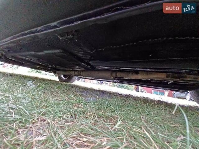 Черный БМВ 5 Серия, объемом двигателя 1.99 л и пробегом 430 тыс. км за 2750 $, фото 4 на Automoto.ua