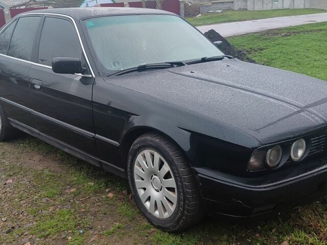 Черный БМВ 5 Серия, объемом двигателя 2 л и пробегом 320 тыс. км за 3000 $, фото 1 на Automoto.ua