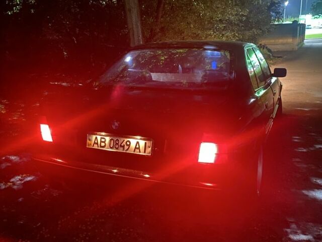 Черный БМВ 5 Серия, объемом двигателя 2 л и пробегом 400 тыс. км за 1700 $, фото 3 на Automoto.ua