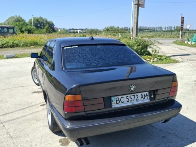 Черный БМВ 5 Серия, объемом двигателя 2.5 л и пробегом 299 тыс. км за 1750 $, фото 2 на Automoto.ua