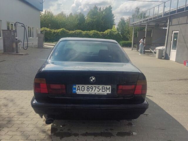 Черный БМВ 5 Серия, объемом двигателя 2.4 л и пробегом 298 тыс. км за 2800 $, фото 5 на Automoto.ua
