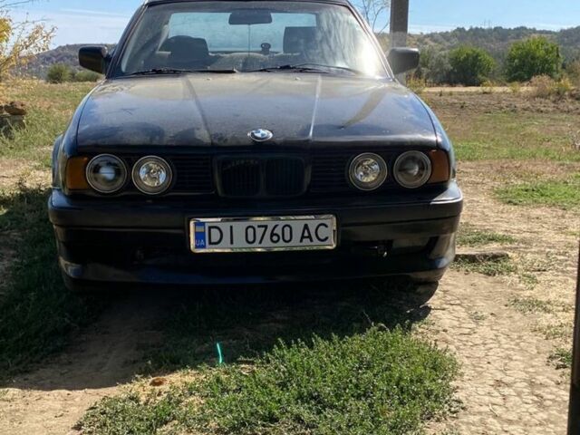 Черный БМВ 5 Серия, объемом двигателя 2 л и пробегом 230 тыс. км за 2400 $, фото 3 на Automoto.ua