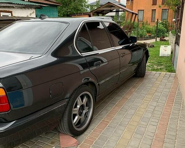 Черный БМВ 5 Серия, объемом двигателя 2 л и пробегом 427 тыс. км за 3100 $, фото 10 на Automoto.ua