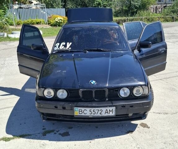 Черный БМВ 5 Серия, объемом двигателя 2.5 л и пробегом 299 тыс. км за 1750 $, фото 20 на Automoto.ua