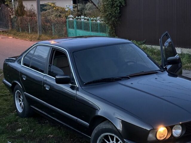 Черный БМВ 5 Серия, объемом двигателя 0 л и пробегом 300 тыс. км за 3600 $, фото 5 на Automoto.ua