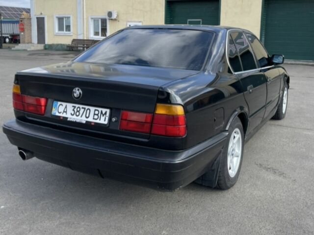 Черный БМВ 5 Серия, объемом двигателя 2 л и пробегом 344 тыс. км за 1200 $, фото 3 на Automoto.ua