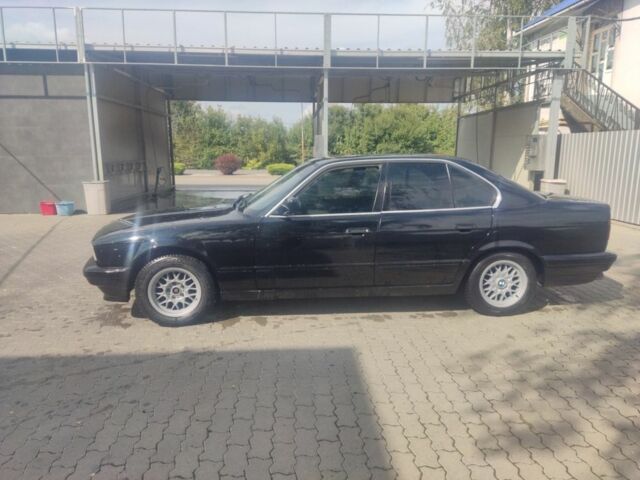 Черный БМВ 5 Серия, объемом двигателя 2.4 л и пробегом 298 тыс. км за 2800 $, фото 6 на Automoto.ua