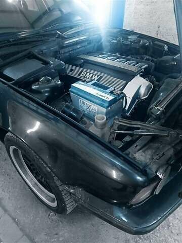 Черный БМВ 5 Серия, объемом двигателя 2.5 л и пробегом 290 тыс. км за 3200 $, фото 5 на Automoto.ua