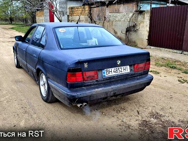 Чорний БМВ 5 Серія, об'ємом двигуна 2.5 л та пробігом 248 тис. км за 1700 $, фото 1 на Automoto.ua