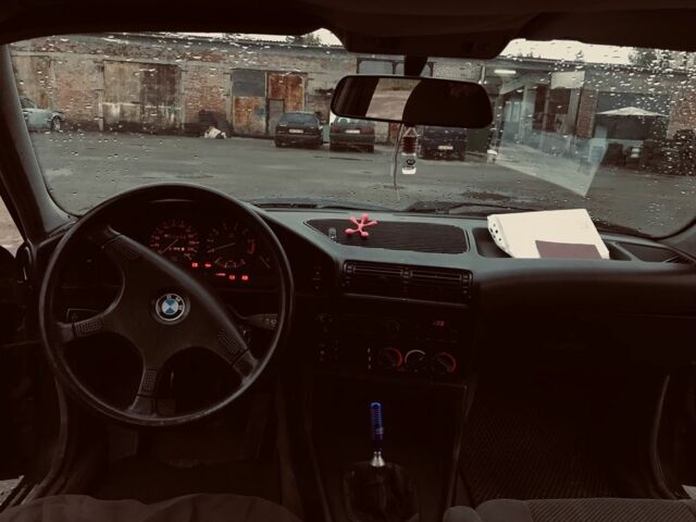 Черный БМВ 5 Серия, объемом двигателя 2 л и пробегом 3 тыс. км за 1700 $, фото 5 на Automoto.ua