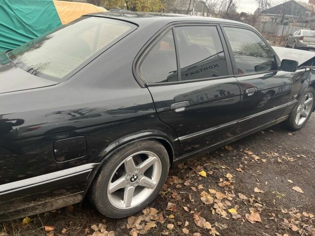 Черный БМВ 5 Серия, объемом двигателя 2.5 л и пробегом 460 тыс. км за 2360 $, фото 4 на Automoto.ua