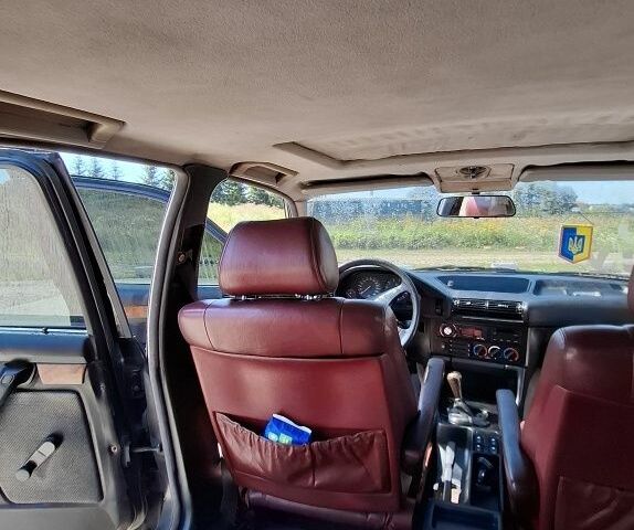 Черный БМВ 5 Серия, объемом двигателя 2.5 л и пробегом 299 тыс. км за 1750 $, фото 10 на Automoto.ua