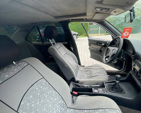 Чорний БМВ 5 Серія, об'ємом двигуна 2 л та пробігом 333 тис. км за 1500 $, фото 9 на Automoto.ua