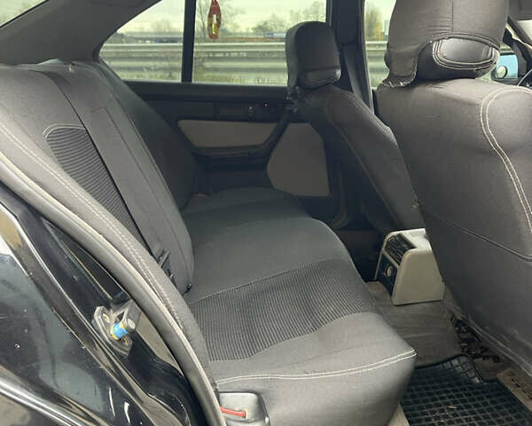 Черный БМВ 5 Серия, объемом двигателя 2.5 л и пробегом 330 тыс. км за 2650 $, фото 13 на Automoto.ua