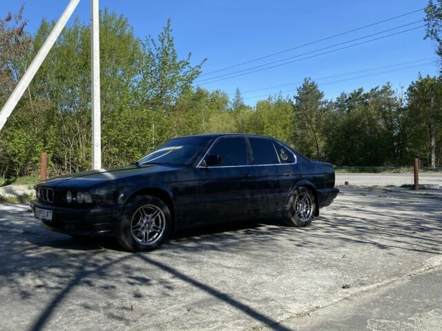 Черный БМВ 5 Серия, объемом двигателя 2 л и пробегом 3 тыс. км за 2400 $, фото 1 на Automoto.ua