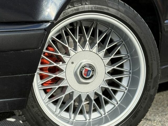 Чорний БМВ 5 Серія, об'ємом двигуна 3.4 л та пробігом 480 тис. км за 4900 $, фото 7 на Automoto.ua