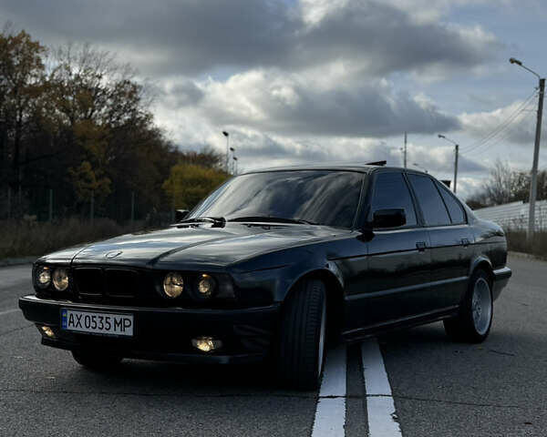 Черный БМВ 5 Серия, объемом двигателя 3.43 л и пробегом 480 тыс. км за 4900 $, фото 2 на Automoto.ua