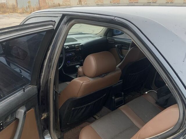 Чорний БМВ 5 Серія, об'ємом двигуна 2 л та пробігом 384 тис. км за 2500 $, фото 6 на Automoto.ua