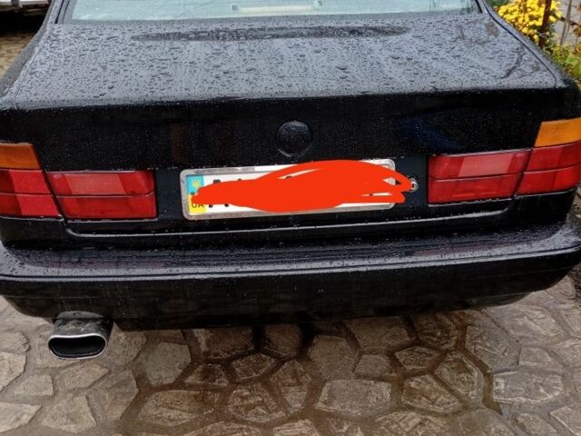 Черный БМВ 5 Серия, объемом двигателя 2 л и пробегом 250 тыс. км за 3000 $, фото 3 на Automoto.ua