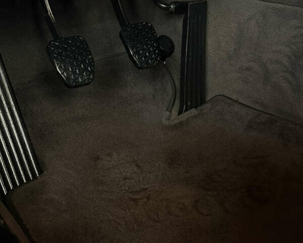 Черный БМВ 5 Серия, объемом двигателя 3.43 л и пробегом 480 тыс. км за 4900 $, фото 13 на Automoto.ua