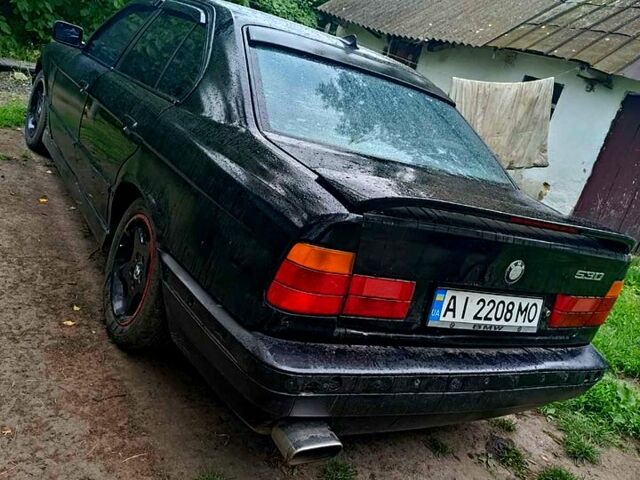 Чорний БМВ 5 Серія, об'ємом двигуна 2.5 л та пробігом 350 тис. км за 2140 $, фото 1 на Automoto.ua