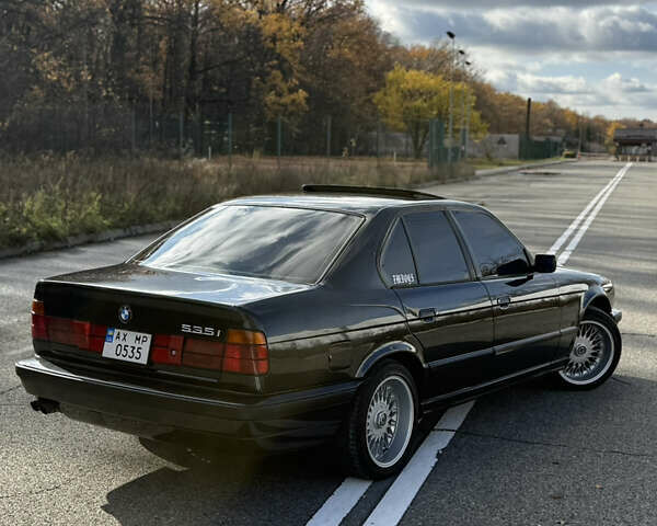 Черный БМВ 5 Серия, объемом двигателя 3.43 л и пробегом 480 тыс. км за 4900 $, фото 4 на Automoto.ua