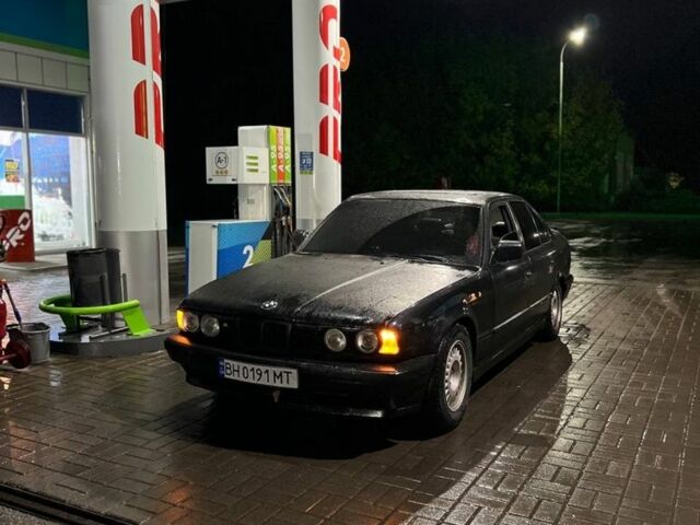 Черный БМВ 5 Серия, объемом двигателя 2 л и пробегом 450 тыс. км за 2100 $, фото 4 на Automoto.ua