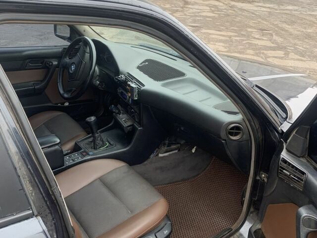 Чорний БМВ 5 Серія, об'ємом двигуна 2 л та пробігом 384 тис. км за 2500 $, фото 8 на Automoto.ua