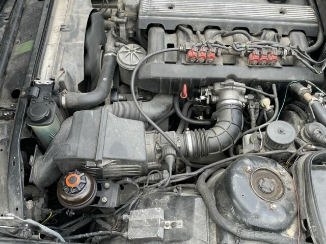 Чорний БМВ 5 Серія, об'ємом двигуна 2 л та пробігом 330 тис. км за 2900 $, фото 7 на Automoto.ua