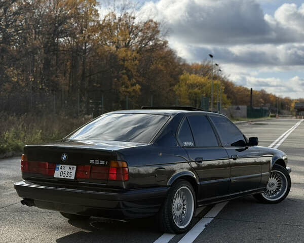Черный БМВ 5 Серия, объемом двигателя 3.43 л и пробегом 480 тыс. км за 4900 $, фото 5 на Automoto.ua