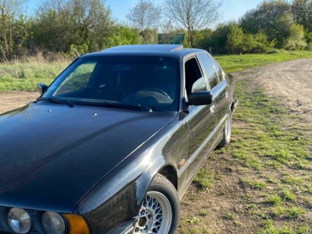 Черный БМВ 5 Серия, объемом двигателя 2.5 л и пробегом 4 тыс. км за 3200 $, фото 11 на Automoto.ua