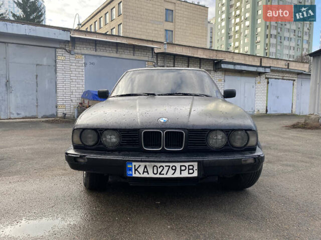 Черный БМВ 5 Серия, объемом двигателя 1.99 л и пробегом 380 тыс. км за 2100 $, фото 1 на Automoto.ua