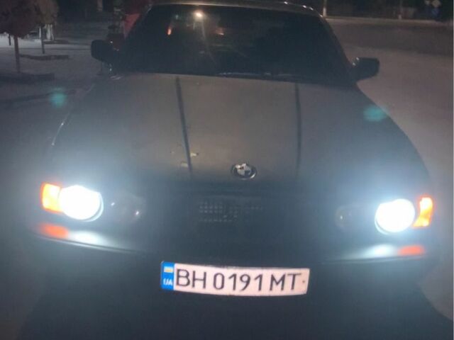 Черный БМВ 5 Серия, объемом двигателя 2 л и пробегом 450 тыс. км за 2100 $, фото 2 на Automoto.ua