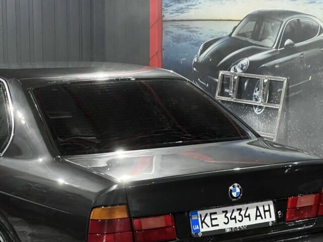 Чорний БМВ 5 Серія, об'ємом двигуна 2 л та пробігом 420 тис. км за 3500 $, фото 5 на Automoto.ua