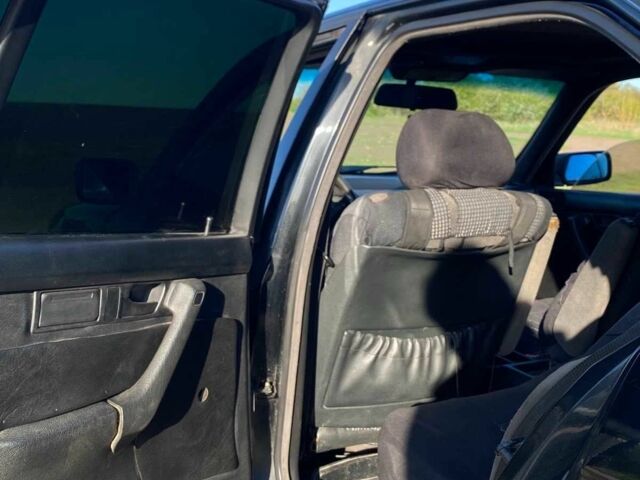 Черный БМВ 5 Серия, объемом двигателя 2.5 л и пробегом 4 тыс. км за 3200 $, фото 4 на Automoto.ua