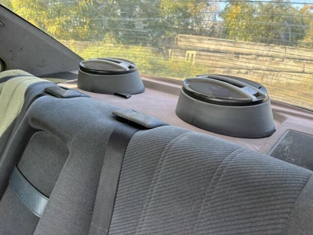 Чорний БМВ 5 Серія, об'ємом двигуна 3 л та пробігом 311 тис. км за 1900 $, фото 23 на Automoto.ua