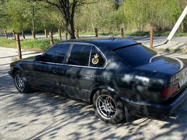 Черный БМВ 5 Серия, объемом двигателя 2 л и пробегом 3 тыс. км за 2400 $, фото 2 на Automoto.ua