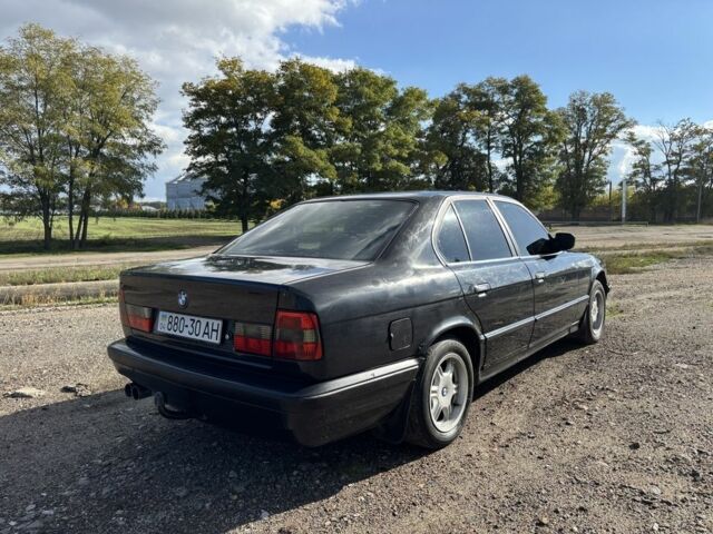 Чорний БМВ 5 Серія, об'ємом двигуна 3 л та пробігом 311 тис. км за 1900 $, фото 16 на Automoto.ua