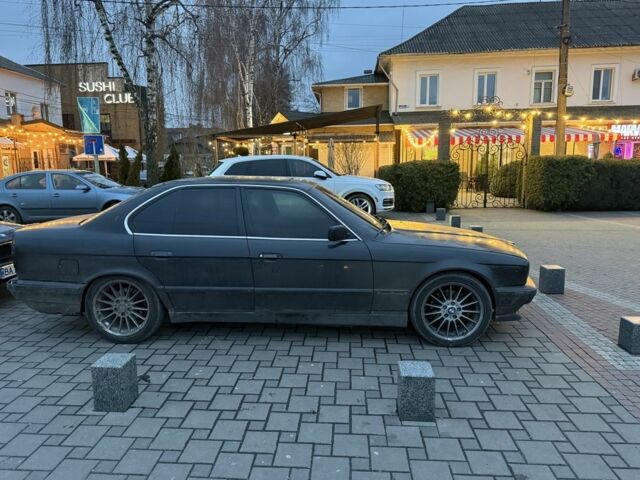 Черный БМВ 5 Серия, объемом двигателя 2.5 л и пробегом 123 тыс. км за 2300 $, фото 3 на Automoto.ua