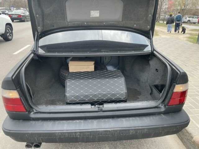 Чорний БМВ 5 Серія, об'ємом двигуна 2 л та пробігом 330 тис. км за 2900 $, фото 3 на Automoto.ua