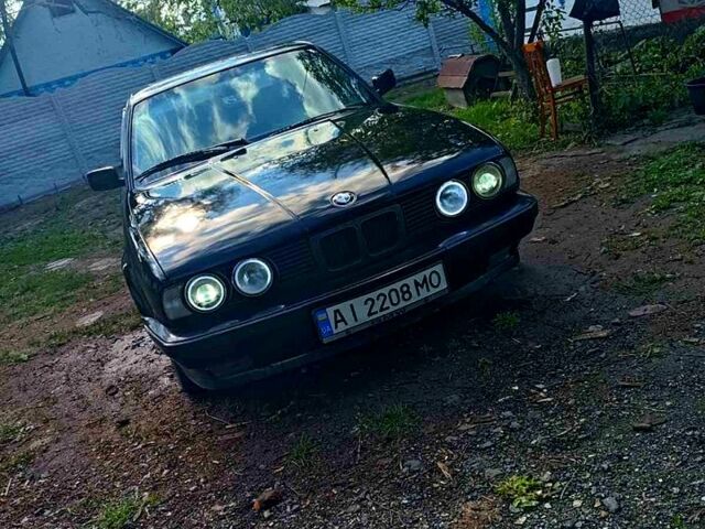 Чорний БМВ 5 Серія, об'ємом двигуна 2.5 л та пробігом 350 тис. км за 2140 $, фото 2 на Automoto.ua