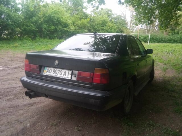 Черный БМВ 5 Серия, объемом двигателя 2.5 л и пробегом 10 тыс. км за 2555 $, фото 2 на Automoto.ua