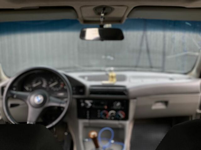 Черный БМВ 5 Серия, объемом двигателя 2 л и пробегом 1 тыс. км за 2600 $, фото 6 на Automoto.ua